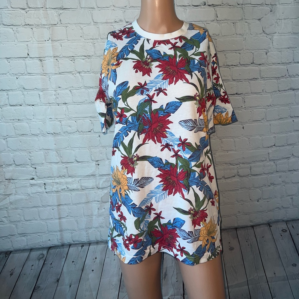 Original Use multicolor tropical short sleeve shirt size XS